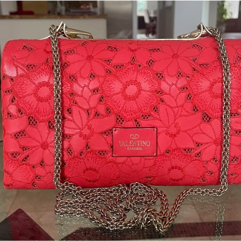 Valentino Red Floral Embroidered Clutch - Picture 2 of 3
